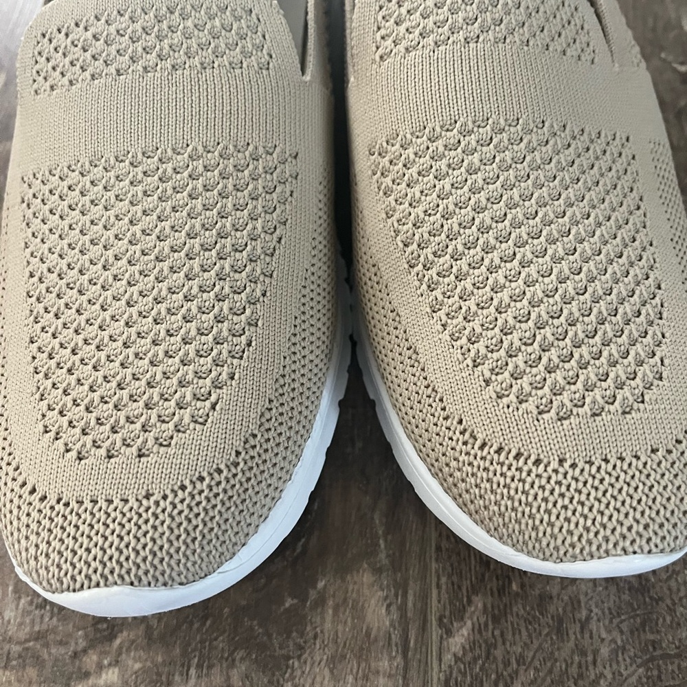 COLE HAAN ZEROGRAND Stitchlite Women’s Slip On Loafer Size: 10B Like New - Picture 8 of 16